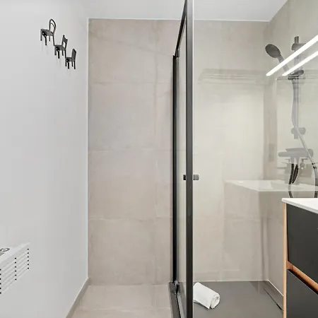 Marlie S - Comfort Stadsapp Met Zonnig Terras * ניופורט